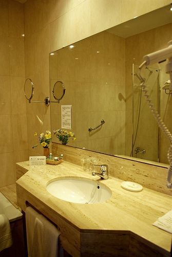 Els Caçadors De Maçanet Hotel