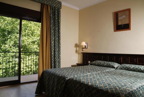 Els Cacadors De Macanet Hotel 3*